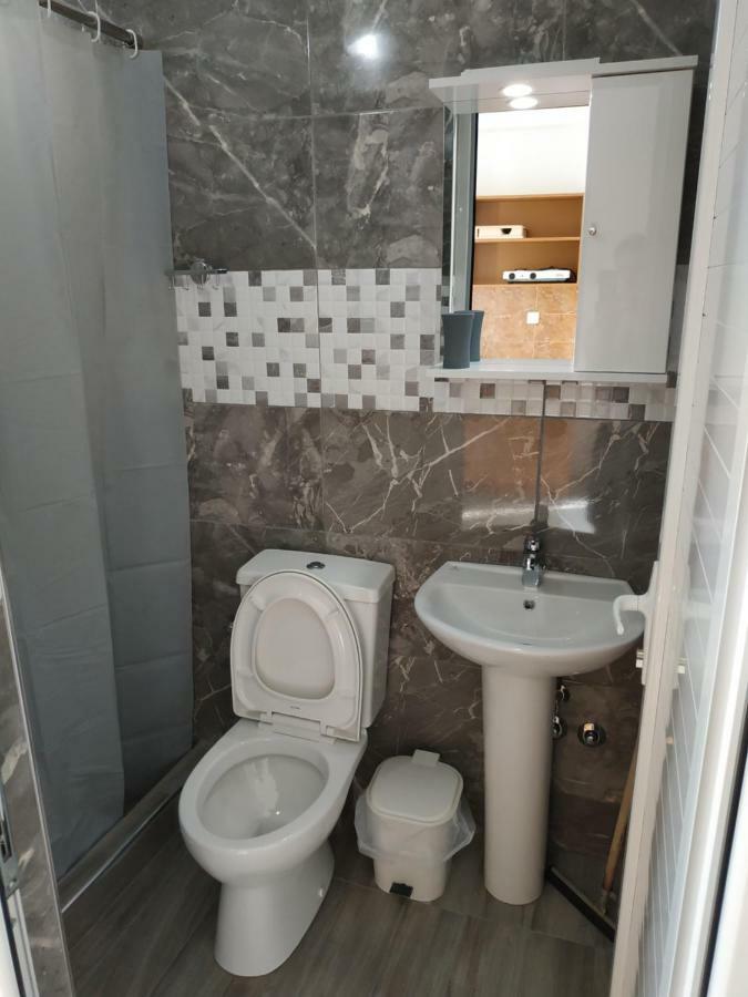Michalos Apartments Paralía Skotínis Dış mekan fotoğraf